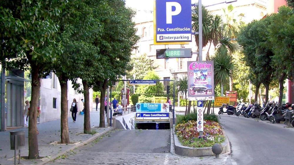 Precioso Apartamento En Jaen A 70 M De La Catedral Luaran gambar
